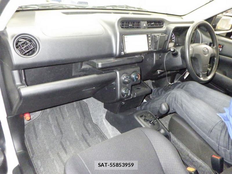 Toyota SUCCEED 2020-04 7632872-4