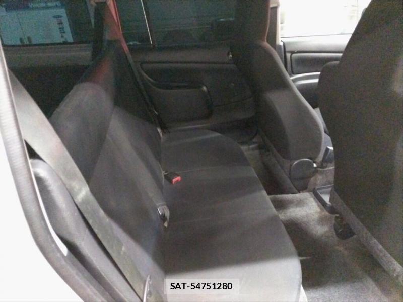 Toyota SUCCEED 2019-04 7736068-5