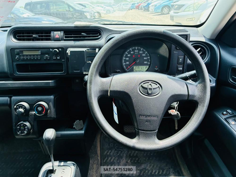 Toyota SUCCEED 2019-04 7736068-13