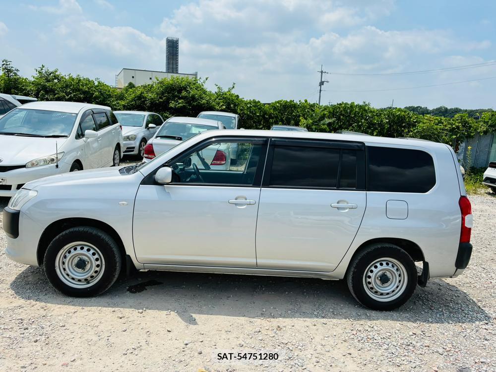 Toyota SUCCEED 2019-04 7736068-1