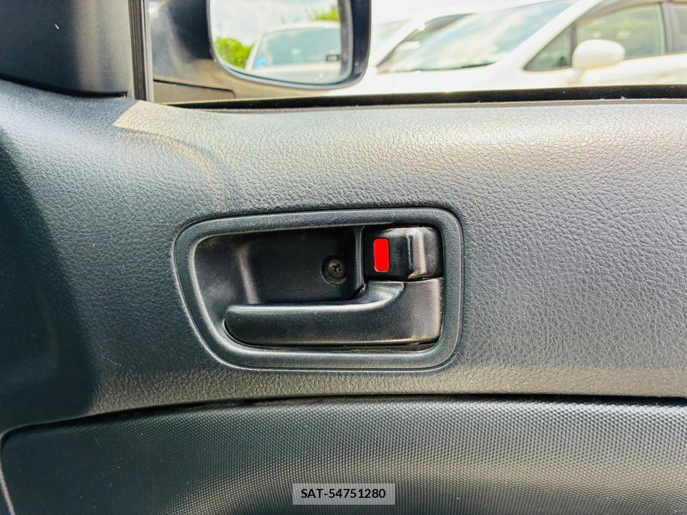 Toyota SUCCEED 2019-04 7736068-20