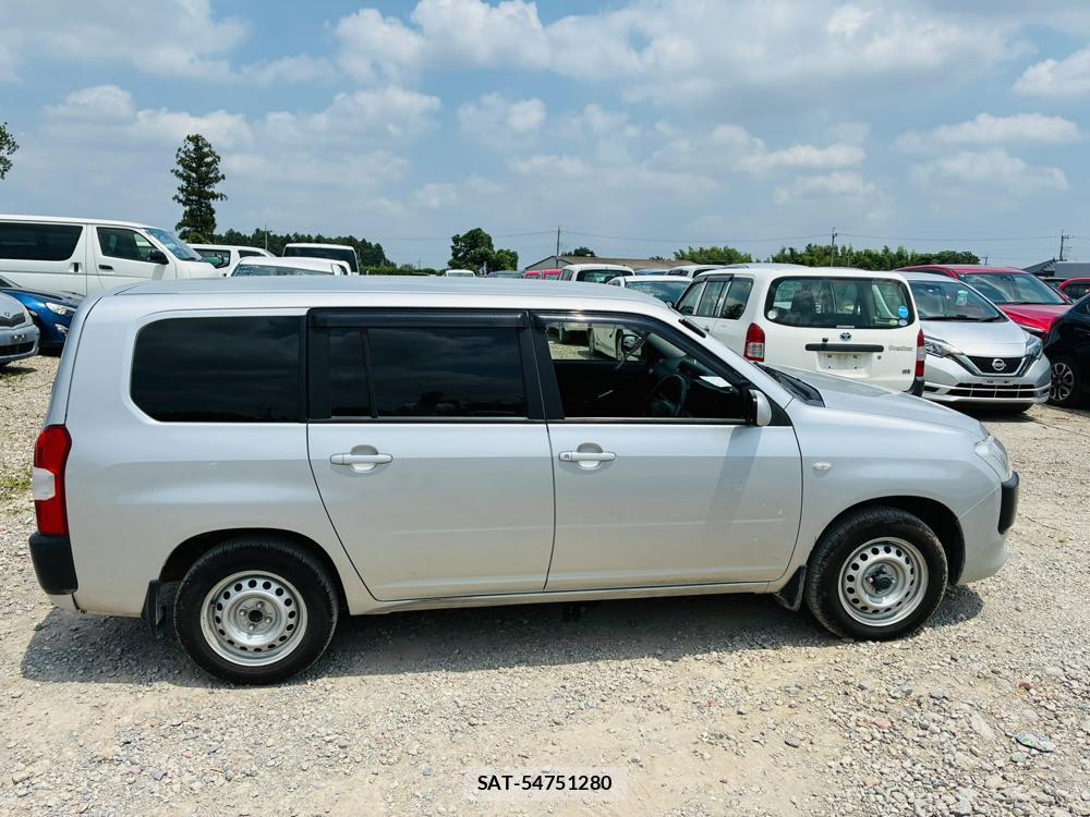 Toyota SUCCEED 2019-04 7736068-5