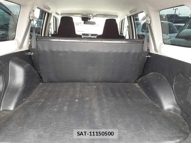 Toyota SUCCEED VAN 2019-06 1076888-9