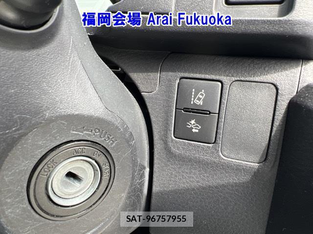 Toyota SUCCEED VAN 2019-06 1076919-17