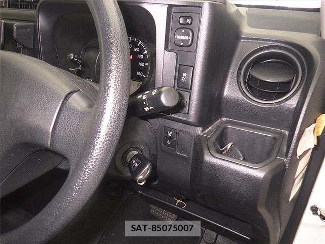 Toyota SUCCEED VAN 2019-10 947571-7