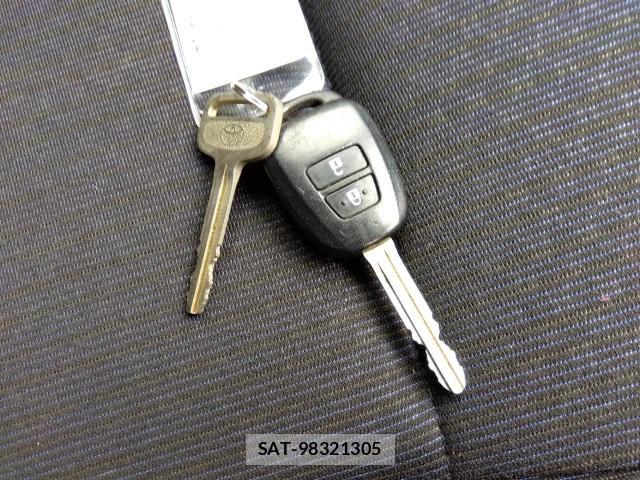 Toyota SUCCEED VAN 2018 947569-9