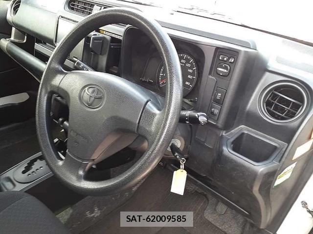 Toyota SUCCEED VAN 2018 1045894-7