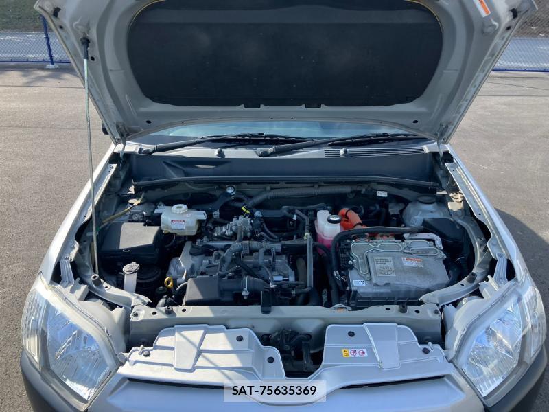 Toyota SUCCEED VAN 2019 1267045-30