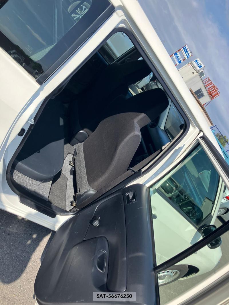 Toyota SUCCEED VAN 2019 1267047-8