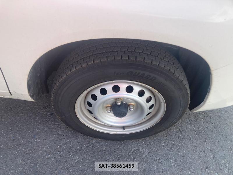 Toyota SUCCEED VAN 2018 1240028-30