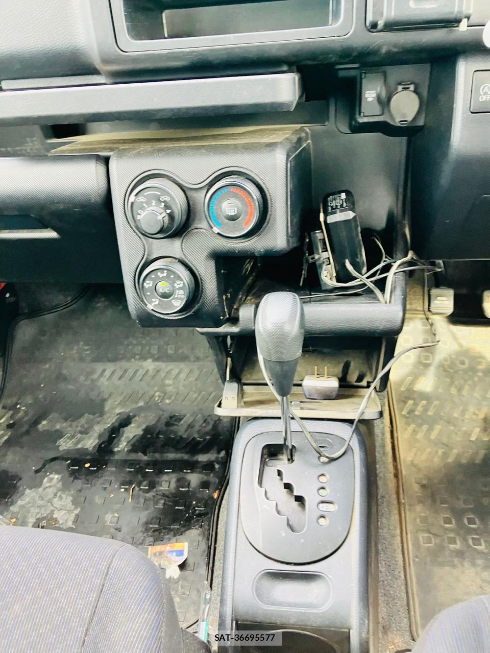 Toyota SUCCEED VAN 2018 1289516-17
