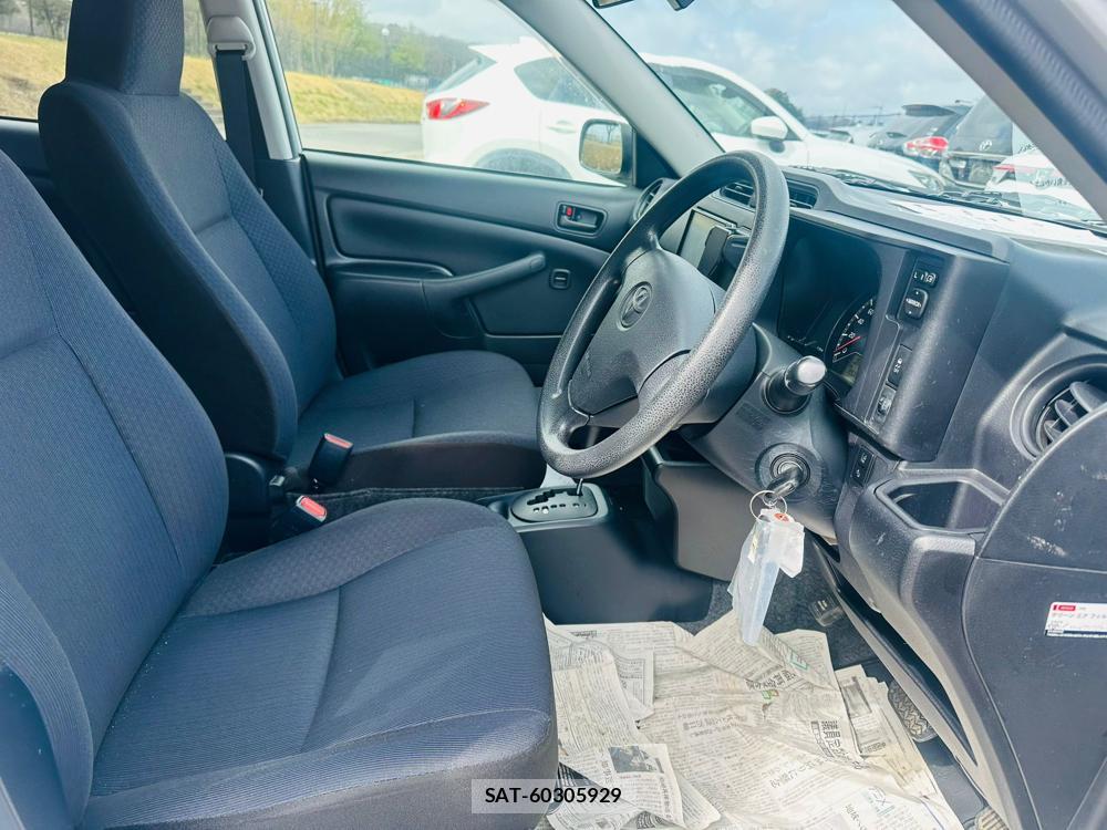 Toyota SUCCEED VAN 2020 4490330-11