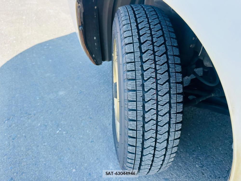 Toyota SUCCEED VAN 2020 5852431-32