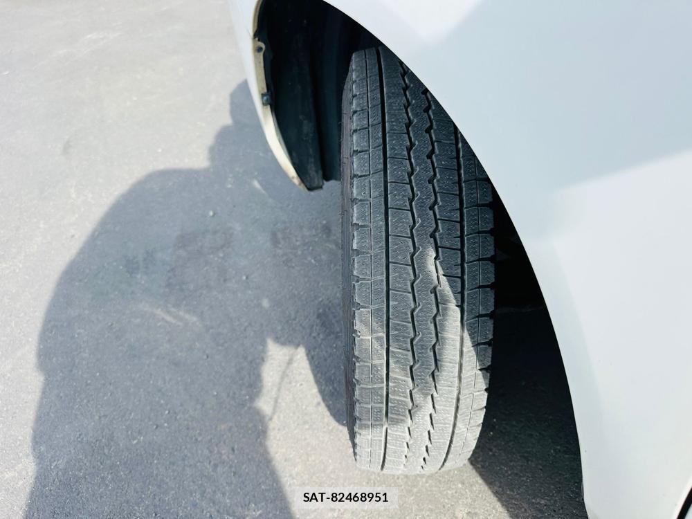 Toyota SUCCEED VAN 2019-03 6206836-32