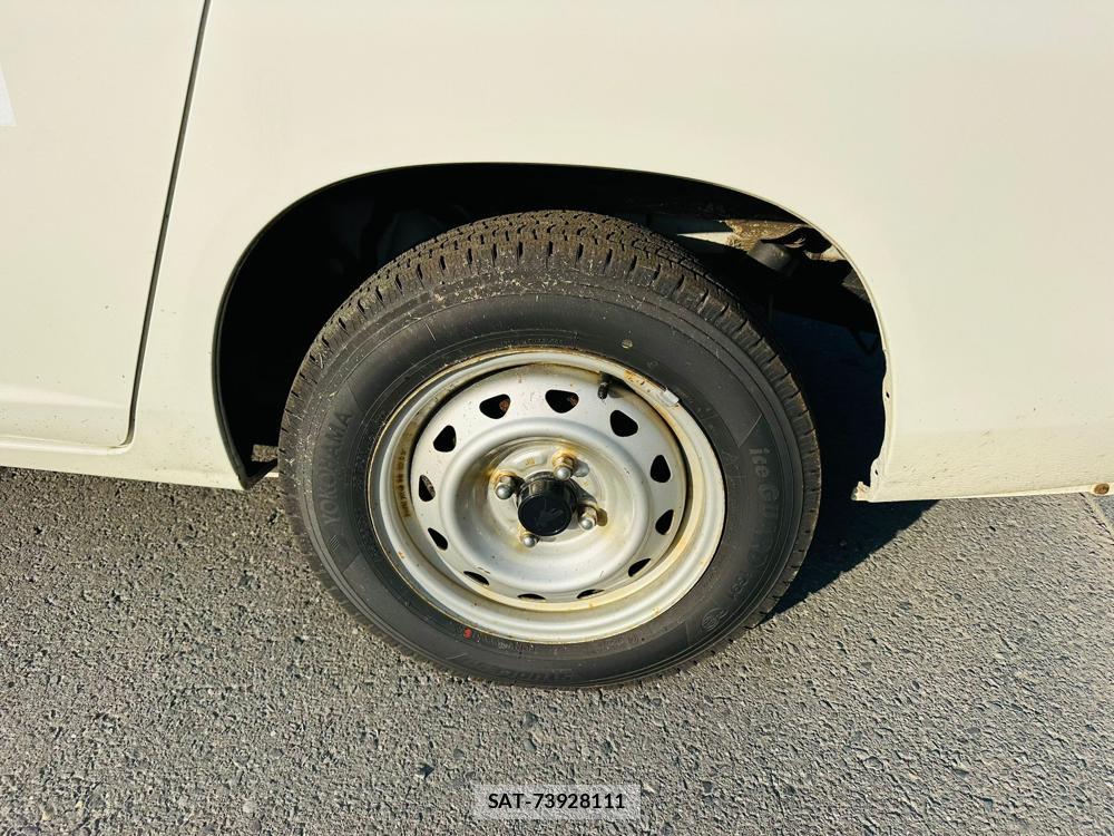 Toyota SUCCEED VAN 2019-03 6219005-30