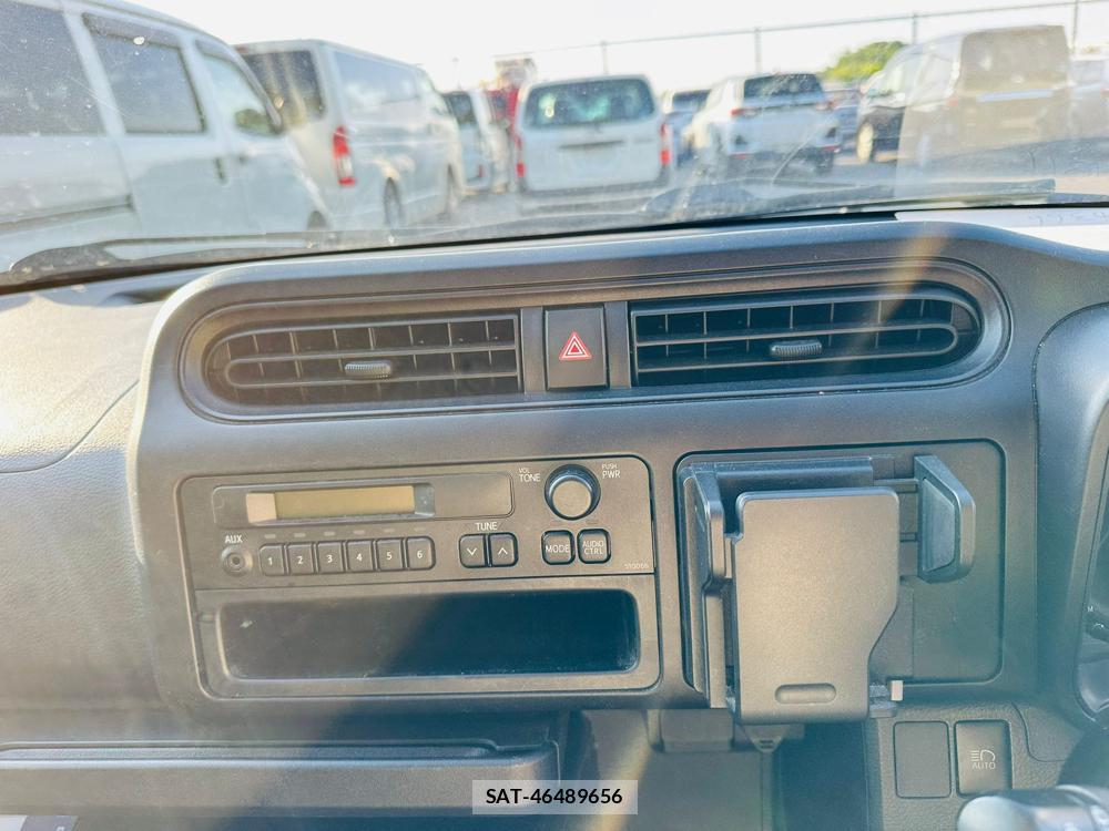 Toyota SUCCEED VAN 2019-09 6206838-17