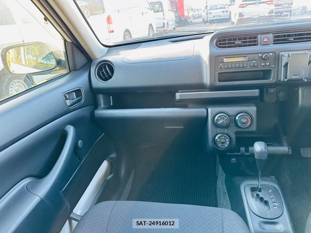Toyota SUCCEED VAN 2019-07 6219004-17