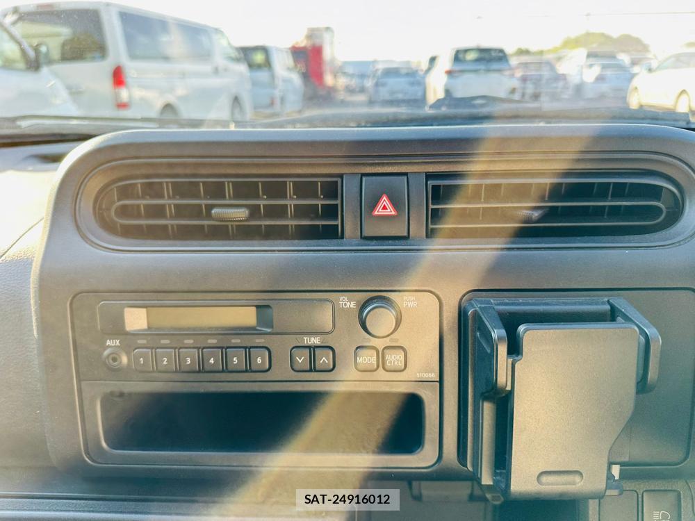 Toyota SUCCEED VAN 2019-07 6219004-18