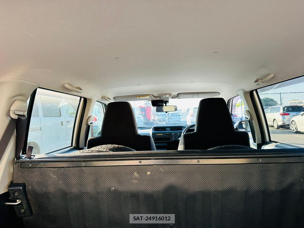 Toyota SUCCEED VAN 2019-07 6219004-24