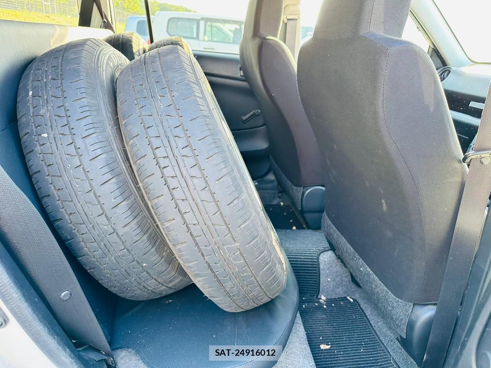 Toyota SUCCEED VAN 2019-07 6219004-8