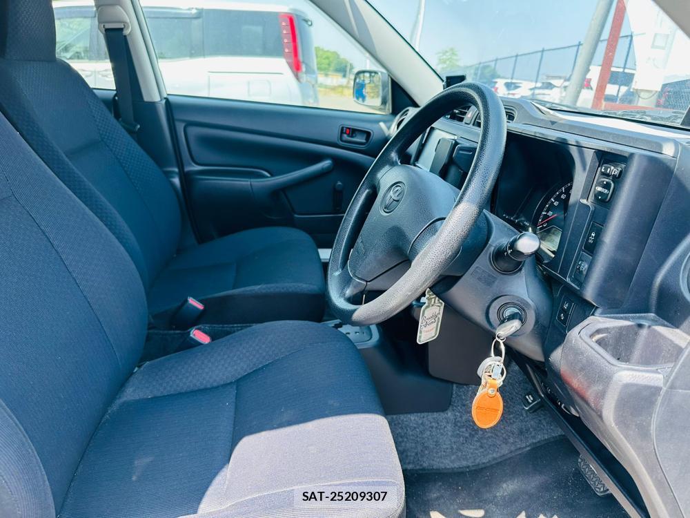 Toyota SUCCEED VAN 2019 6715360-11
