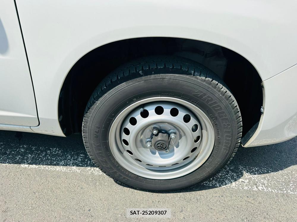 Toyota SUCCEED VAN 2019 6715360-25