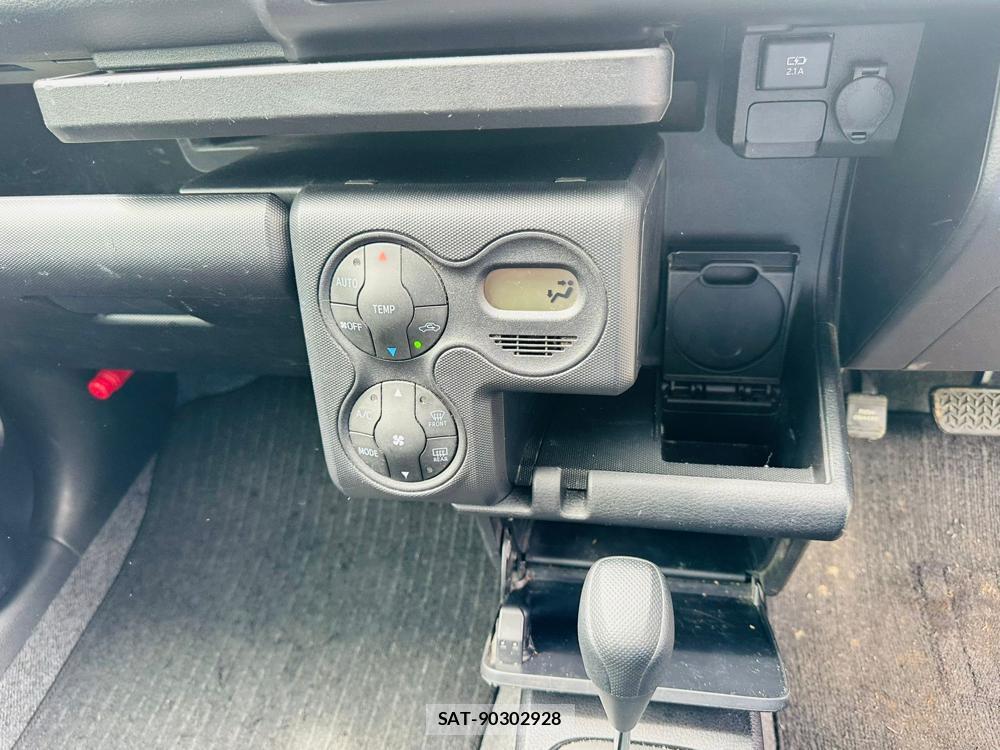 Toyota SUCCEED VAN 2019 7242620-19
