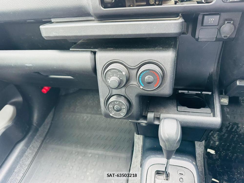 Toyota SUCCEED VAN 2020 7171824-19