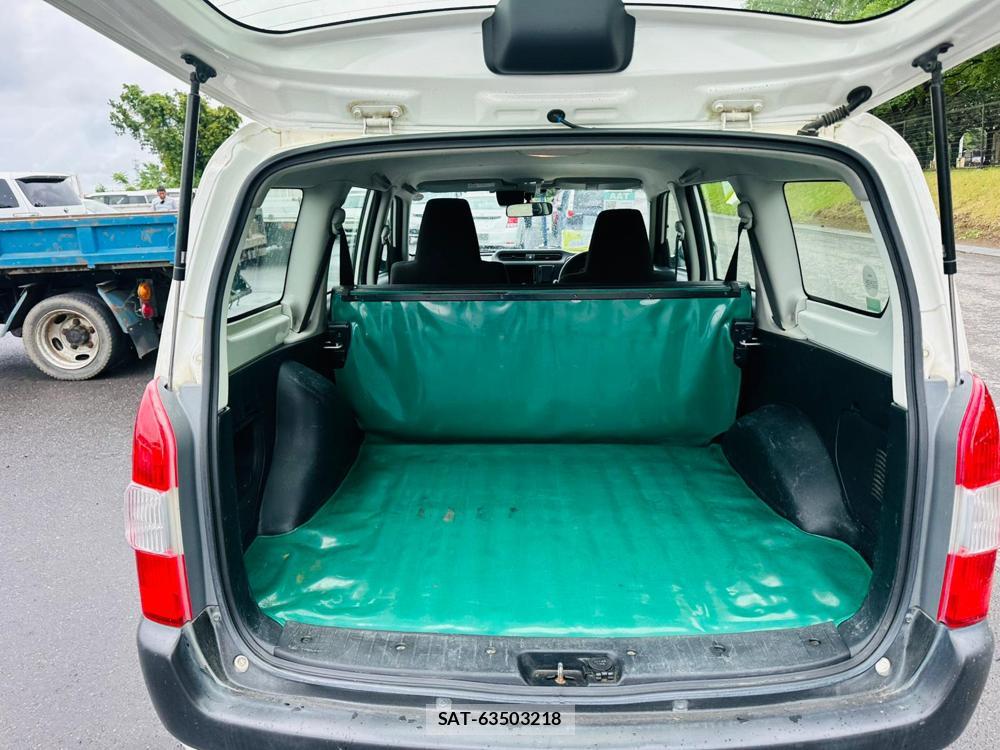 Toyota SUCCEED VAN 2020 7171824-25
