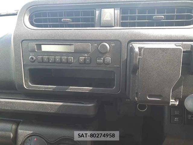 Toyota  2020-04 7351406-11