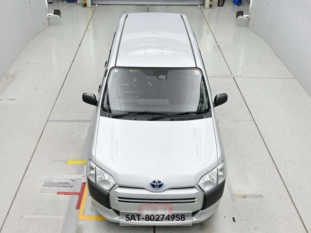 Toyota  2020-04 7351406-7