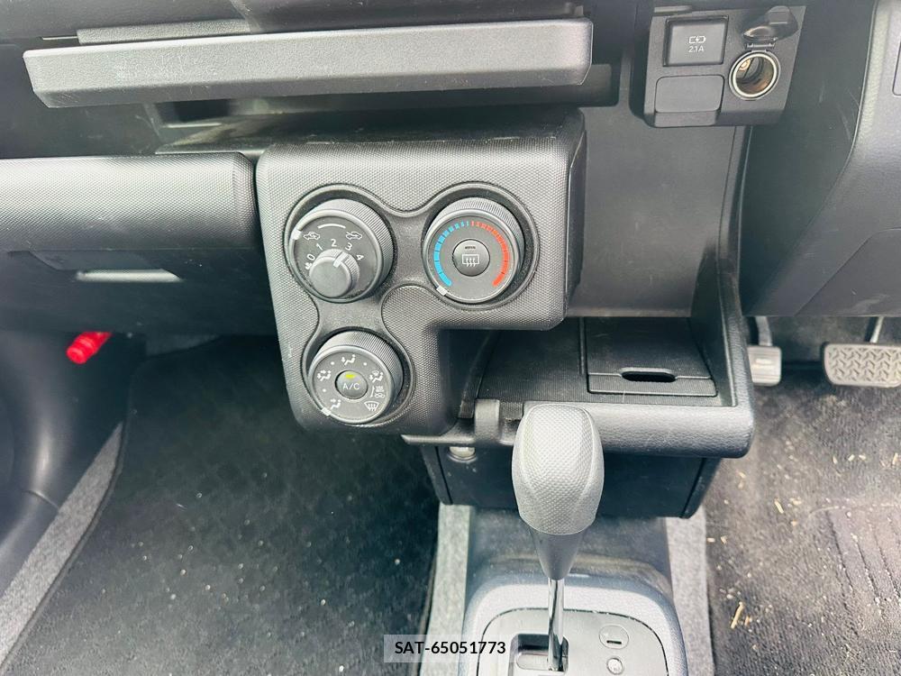 Toyota SUCCEED VAN 2019 7193939-19