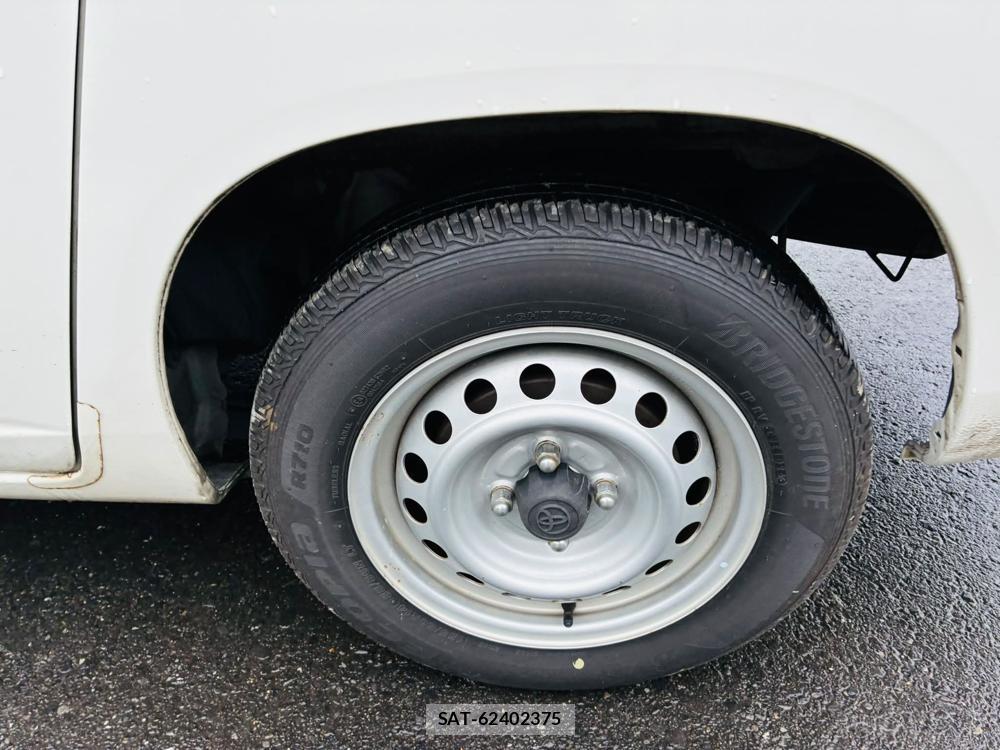 Toyota SUCCEED VAN 2019-04 7369157-30