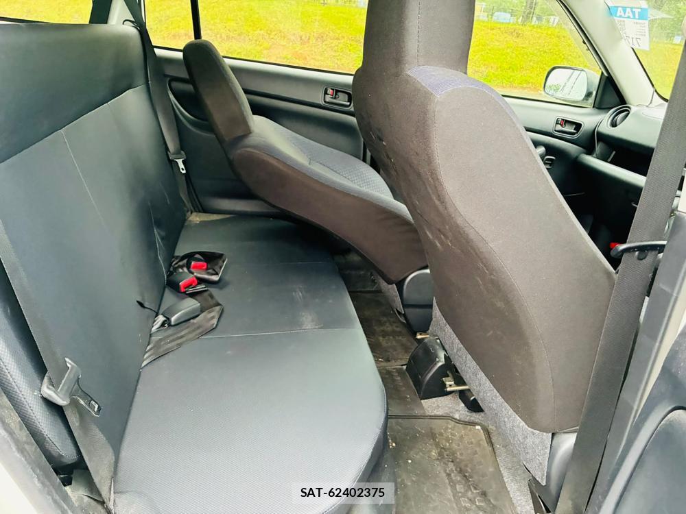 Toyota SUCCEED VAN 2019-04 7369157-8