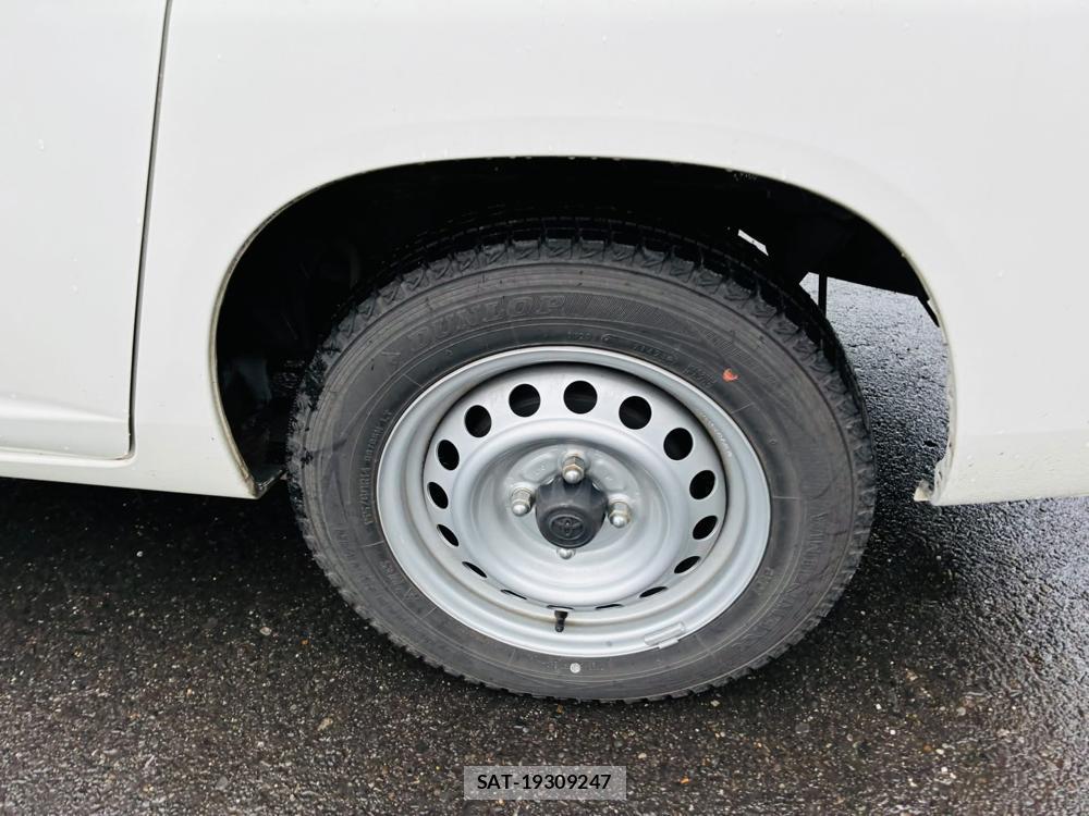 Toyota SUCCEED VAN 2020-03 7369161-30