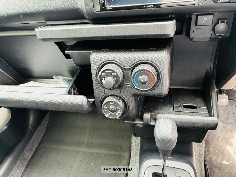 Toyota SUCCEED VAN 2020-04 7369159-19
