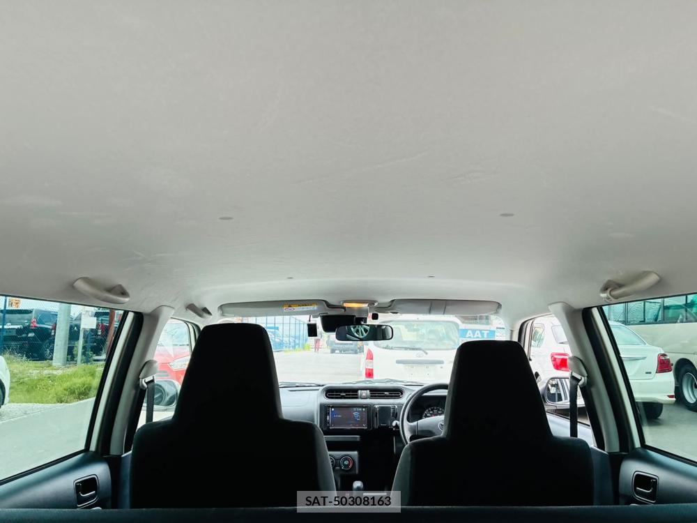 Toyota SUCCEED VAN 2020-04 7369159-24