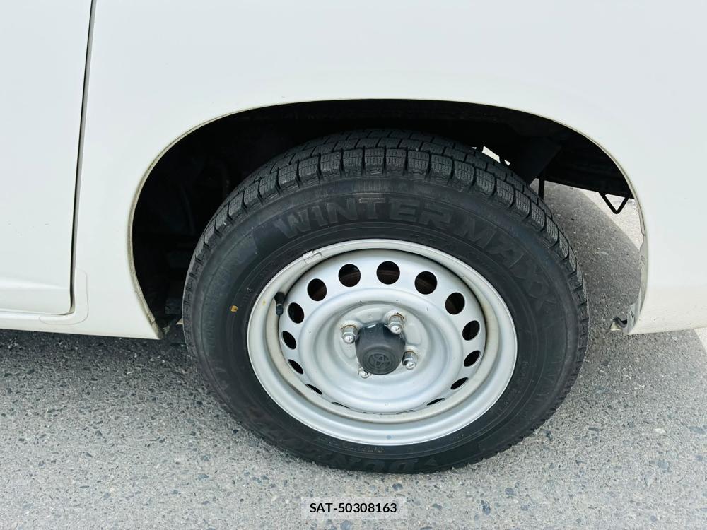 Toyota SUCCEED VAN 2020-04 7369159-30