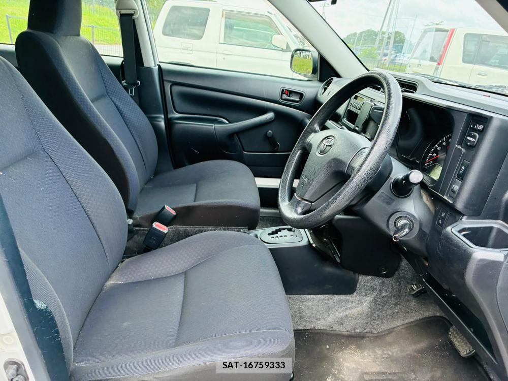 Toyota SUCCEED VAN 2019-06 7496365-11