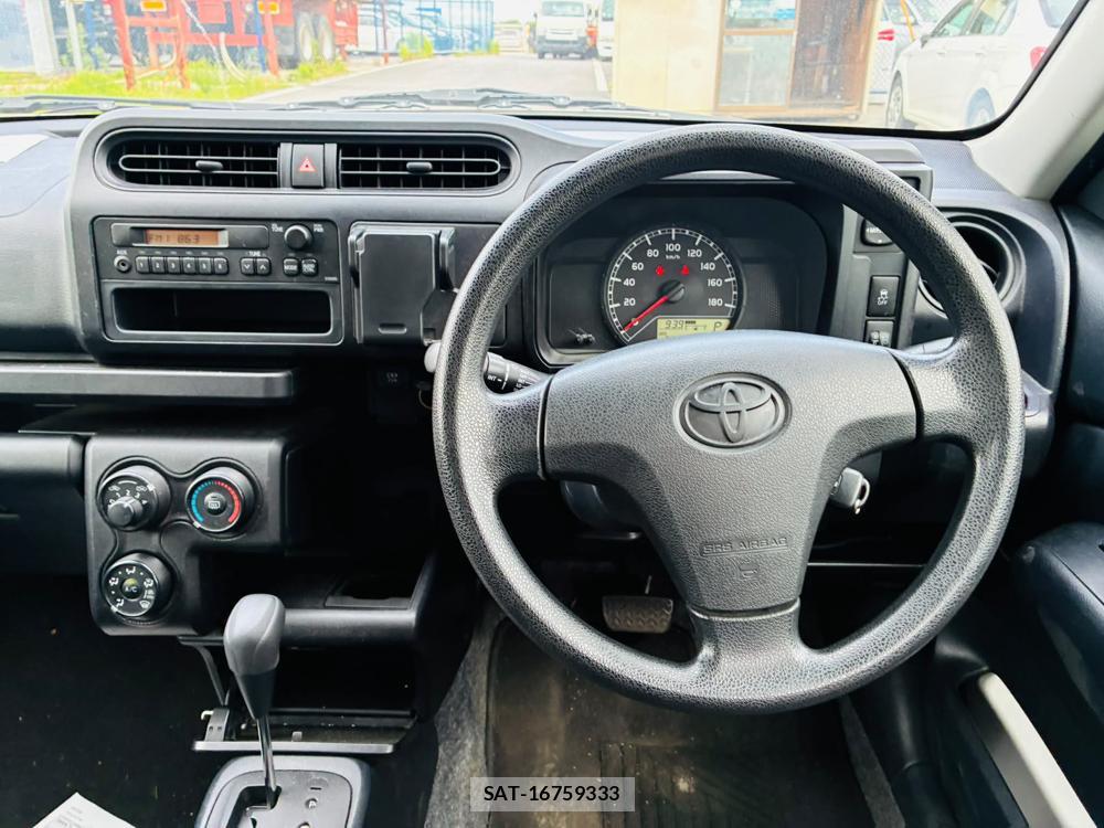 Toyota SUCCEED VAN 2019-06 7496365-13