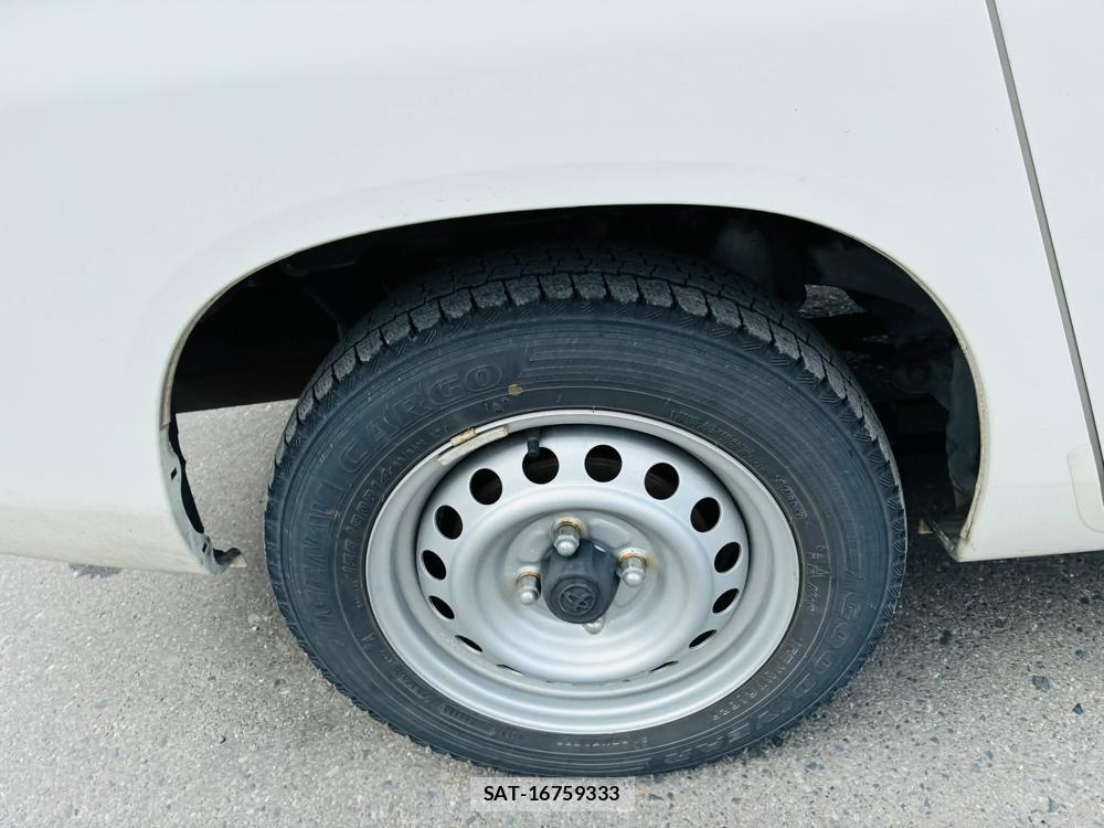 Toyota SUCCEED VAN 2019-06 7496365-27