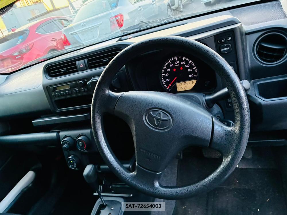 Toyota SUCCEED VAN 2019-06 7683579-14