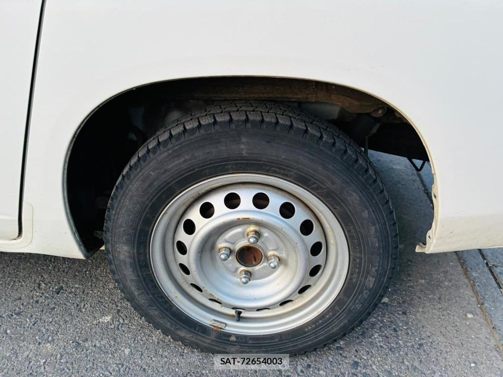 Toyota SUCCEED VAN 2019-06 7683579-30