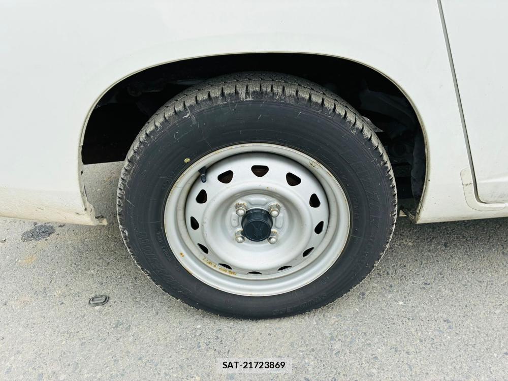 Toyota SUCCEED VAN 2019-06 7780259-27