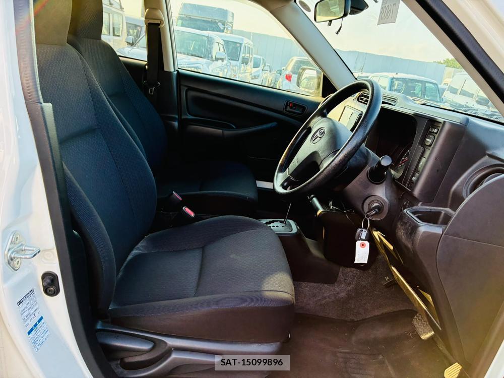 Toyota SUCCEED VAN 2019-06 7746818-10