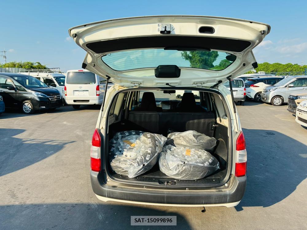 Toyota SUCCEED VAN 2019-06 7746818-24