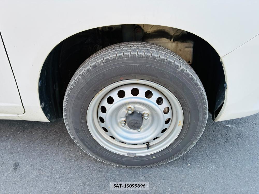 Toyota SUCCEED VAN 2019-06 7746818-27