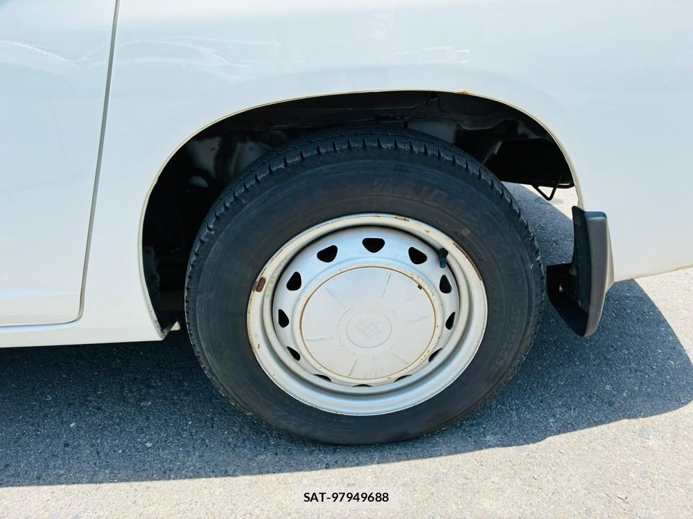 Toyota SUCCEED VAN 2019-05 7746817-30