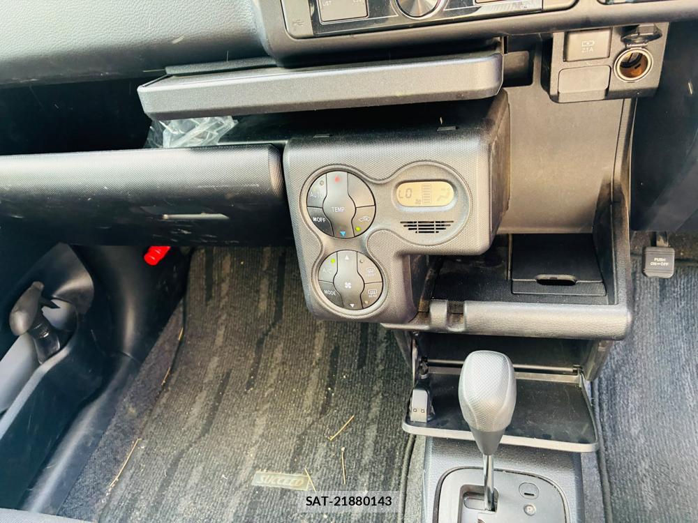 Toyota SUCCEED VAN 2019-06 7718209-19