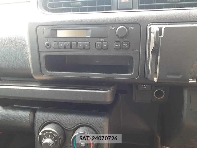 Toyota SUCCEED VAN 2019-04 8044942-11
